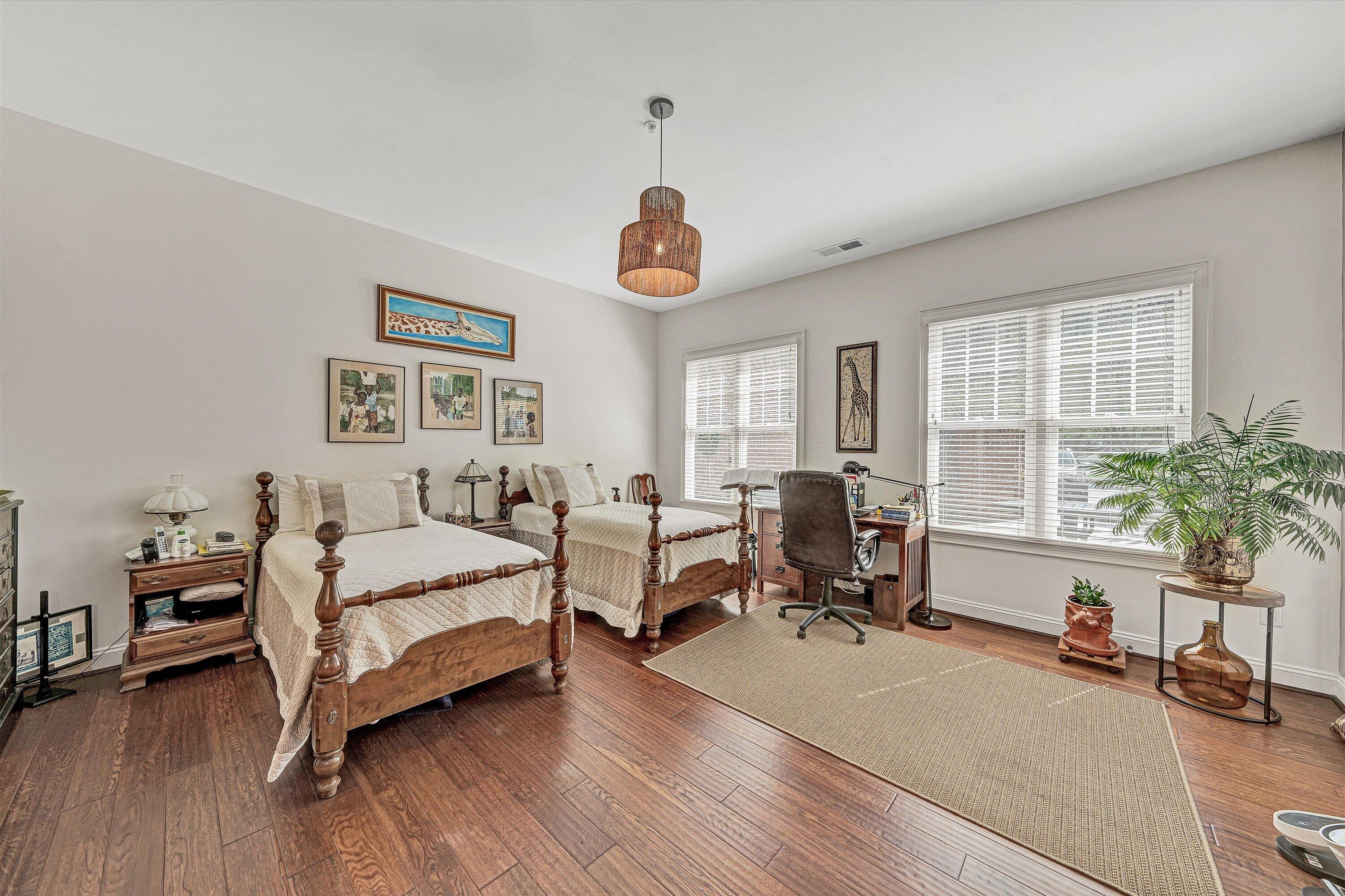 2125 Yellow Mountain Road Southeast, Unit 111 Roanoke, VA 24014 - Photo 18 of 34 18-DSC00040