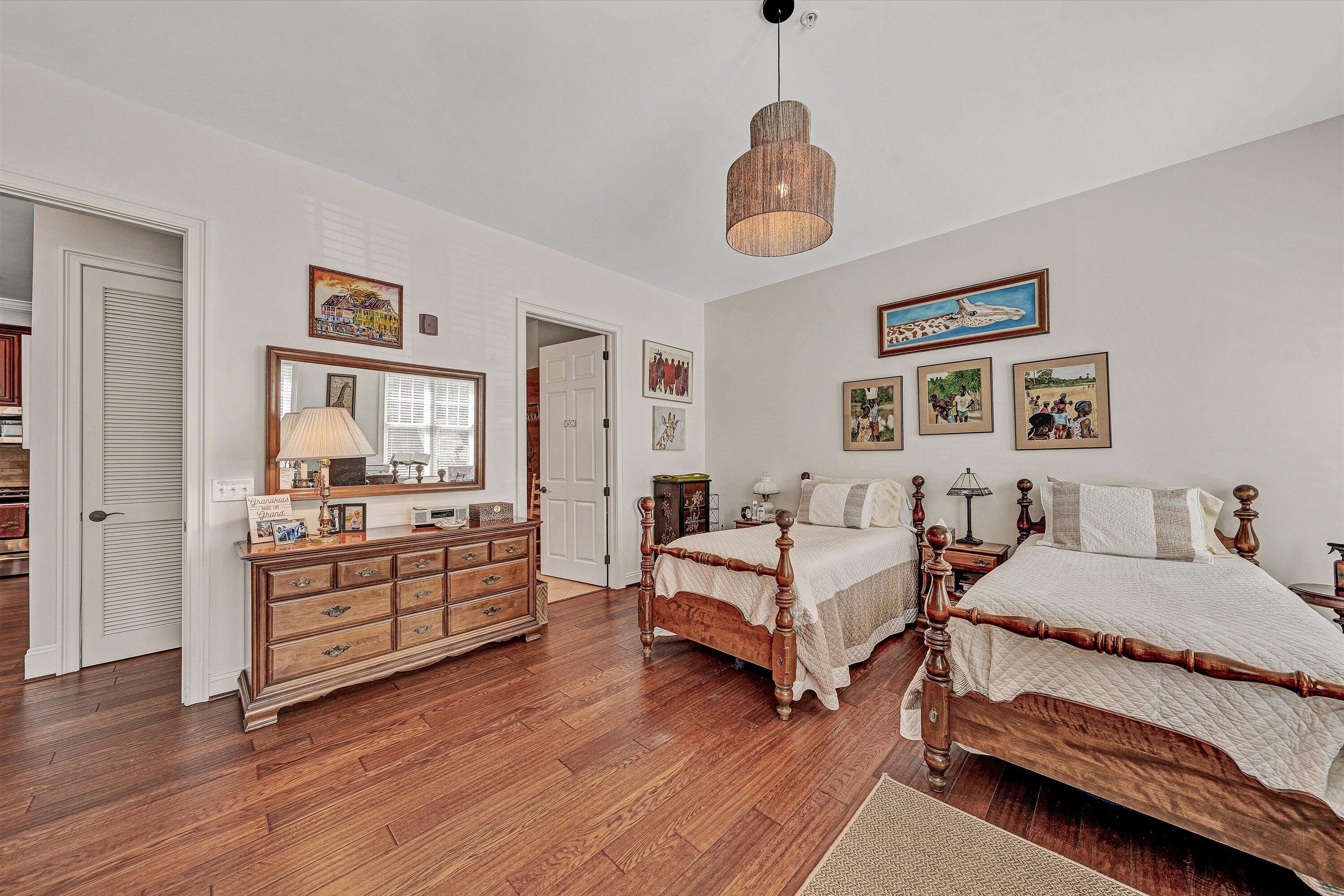 2125 Yellow Mountain Road Southeast, Unit 111 Roanoke, VA 24014 - Photo 19 of 34 19-DSC00043