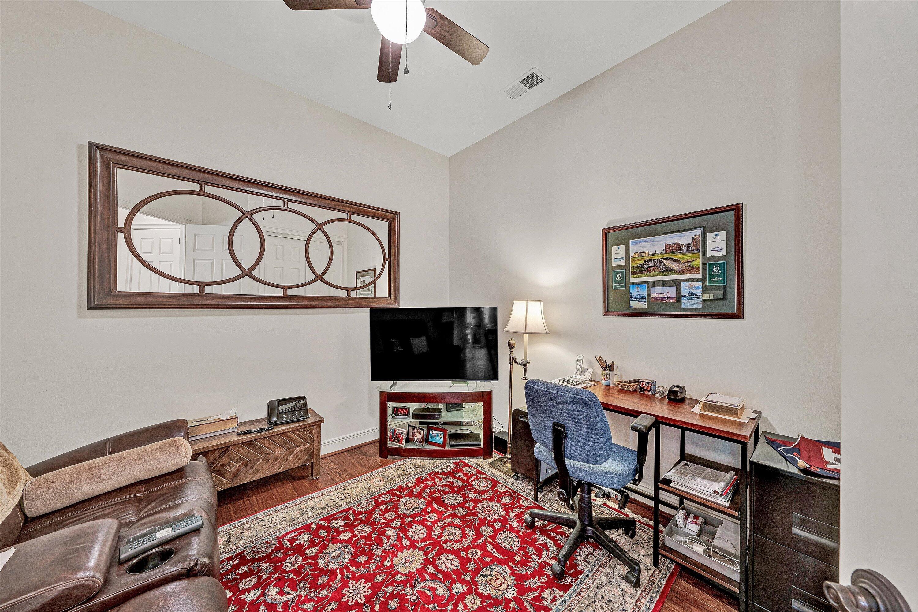 2125 Yellow Mountain Road Southeast, Unit 111 Roanoke, VA 24014 - Photo 22 of 34 22-DSC00052