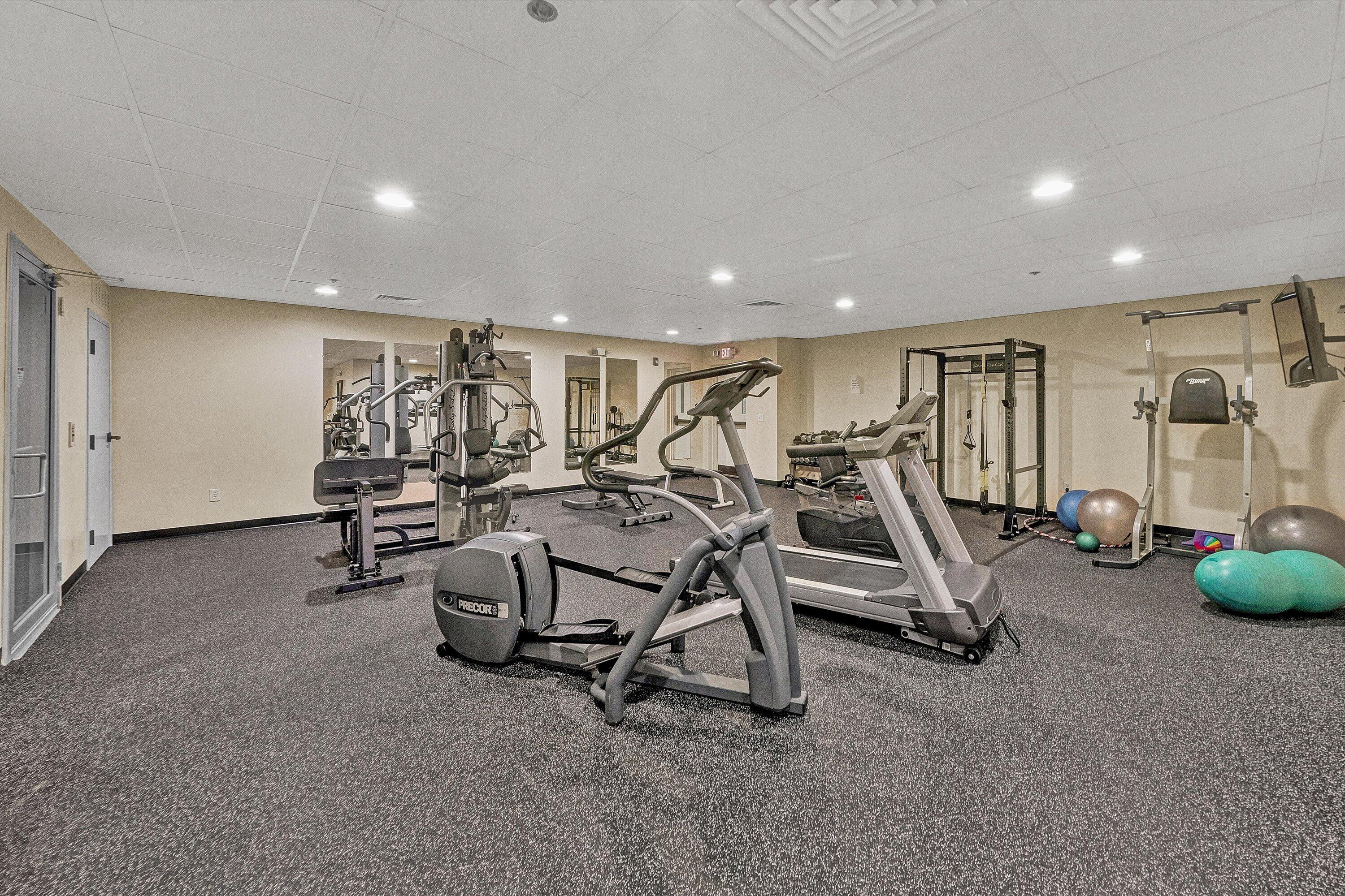 2125 Yellow Mountain Road Southeast, Unit 111 Roanoke, VA 24014 - Photo 29 of 34 30-DSC00079