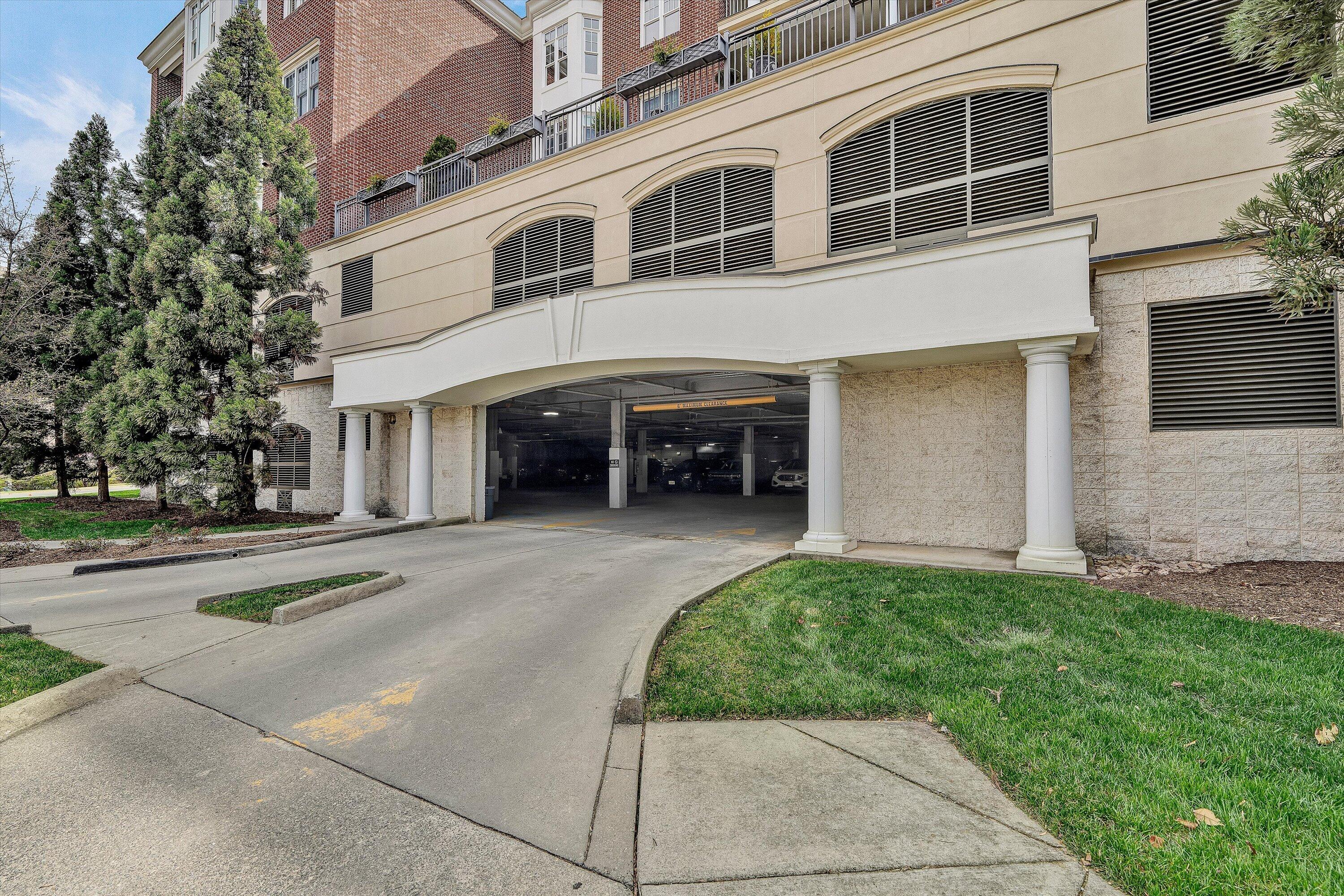 2125 Yellow Mountain Road Southeast, Unit 111 Roanoke, VA 24014 - Photo 32 of 34 33-DSC00088