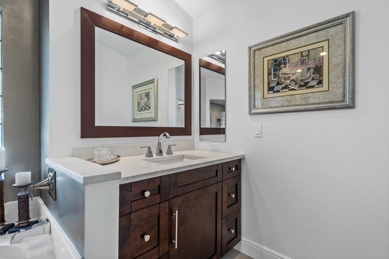 6262 Brava Way Boca Raton, FL 33433 - Photo 17 of 42 888