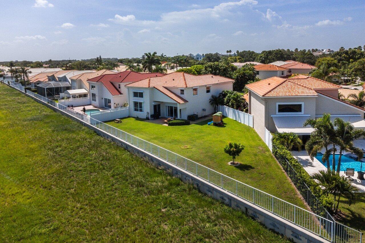 6262 Brava Way Boca Raton, FL 33433 - Photo 3 of 42 fcdsgz