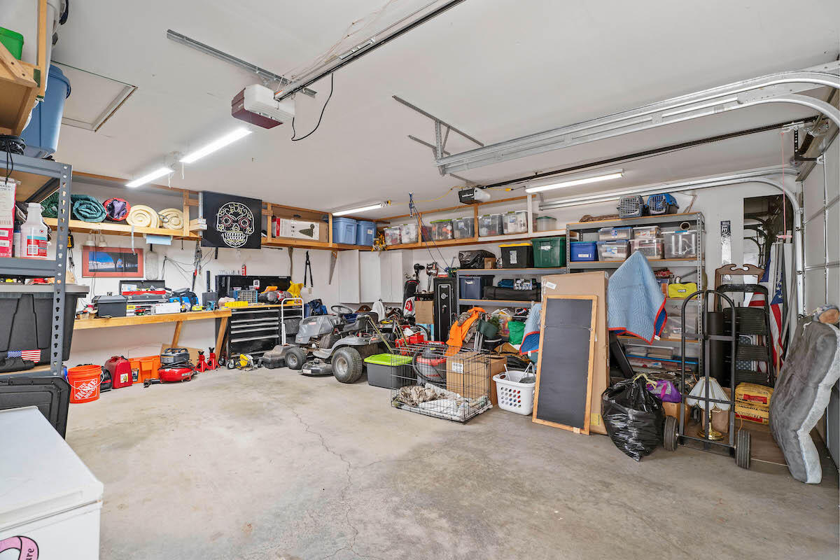 8242 Southwest Sand Ridge Road Terrebonne, OR 97760 - Photo 44 of 50 48-Garage