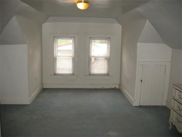 361 Riverside Street Lowell, MA 01854 - Photo 14 of 19 Gallery Image 14