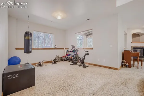 $950,000 | 3550 Conecrest Lane, Colorado Springs, CO 80908