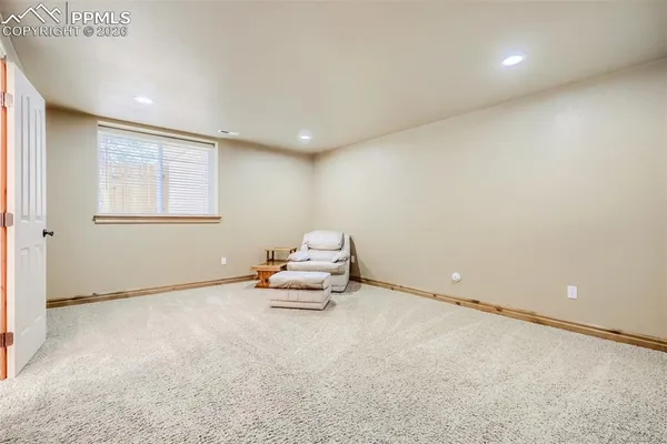 $950,000 | 3550 Conecrest Lane, Colorado Springs, CO 80908
