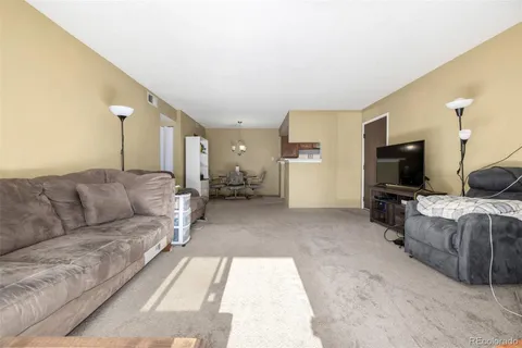 $299,000 | 8335 Fairmount Drive, Unit 4102, Denver, CO 80247