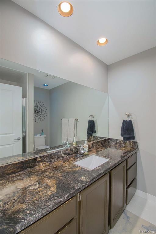 2191 London Bridge Drive Rochester Hills, MI 48307 - Photo 15 of 31
