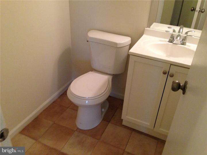 174 Riversedge Drive Norristown, PA 19403 - Photo 7 of 16 Gallery Image 7