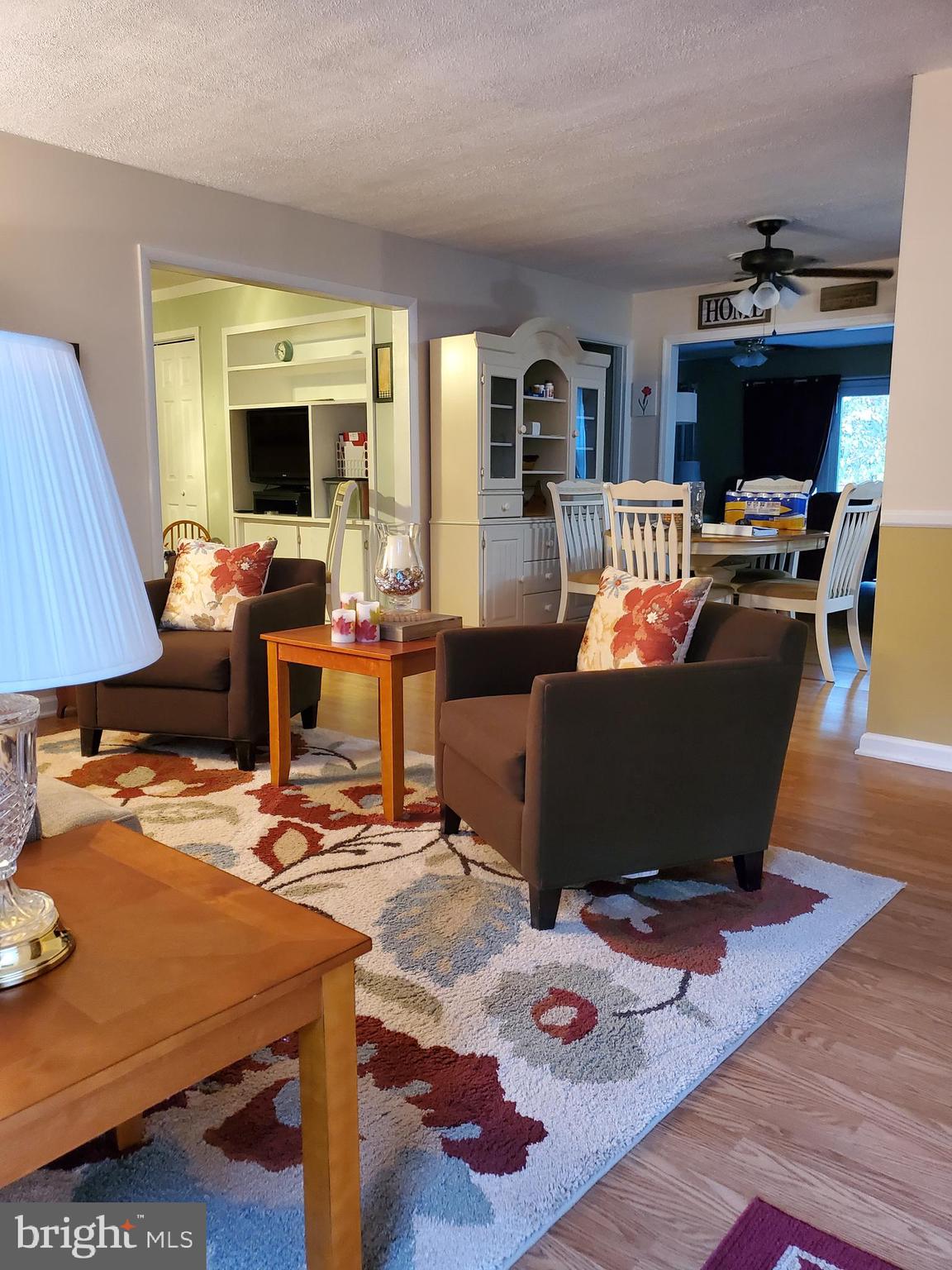 9833 Post Oak Road Spotsylvania, VA 22551 - Photo 25 of 25 Living Room/ Dining Room Wide Open Floor Plan