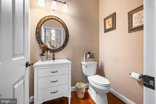 $990,000 | 220 Hickory Lane, Mullica Hill, NJ 08062