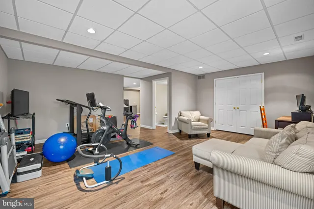 $990,000 | 220 Hickory Lane, Mullica Hill, NJ 08062