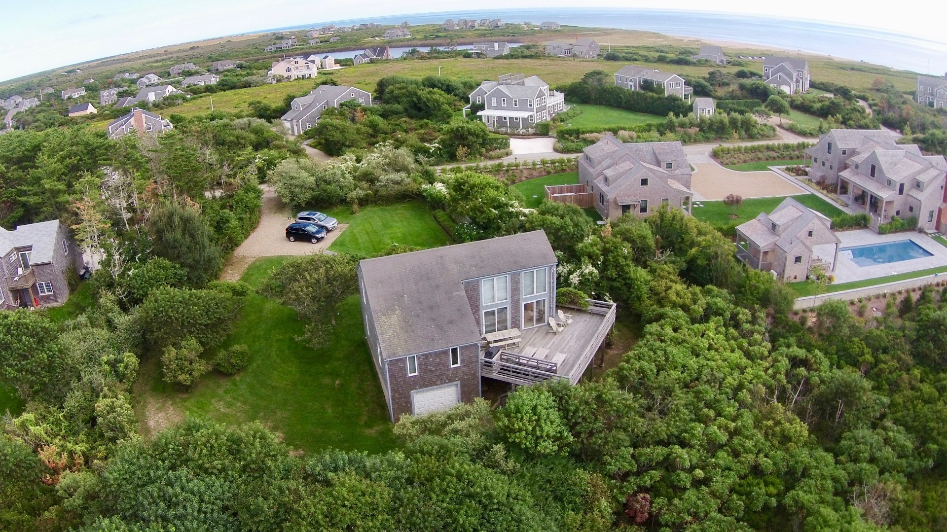 17 Starbuck Road Nantucket, MA 02554 - Photo 5 of 35 Gallery Image 5