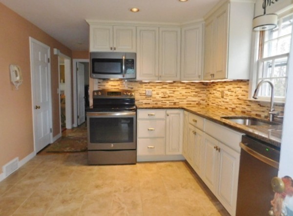 25 Wheeler Road Westborough, MA 01581 - Photo 8 of 28 Gallery Image 8
