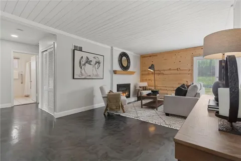 $290,000 | 5107 Rock Creek Lane, Mission, KS 66205