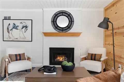 $290,000 | 5107 Rock Creek Lane, Mission, KS 66205