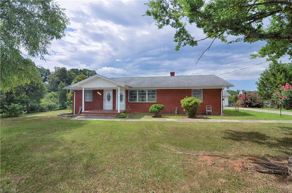 2823 Enterprise Road Lexington, NC 27295 - Photo 2 of 24 Gallery Image 2