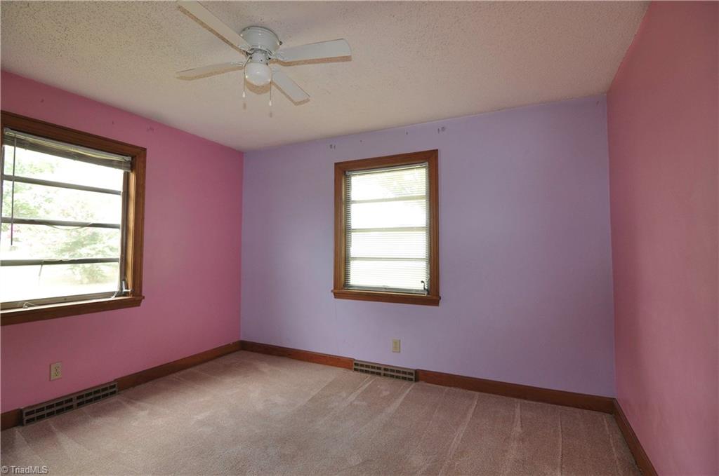 2823 Enterprise Road Lexington, NC 27295 - Photo 15 of 24 3rd bedroom