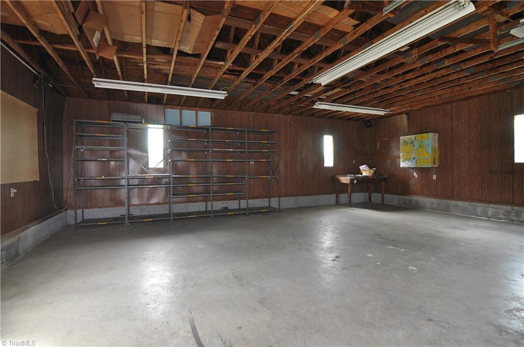 2823 Enterprise Road Lexington, NC 27295 - Photo 24 of 24 Inside detached garage
