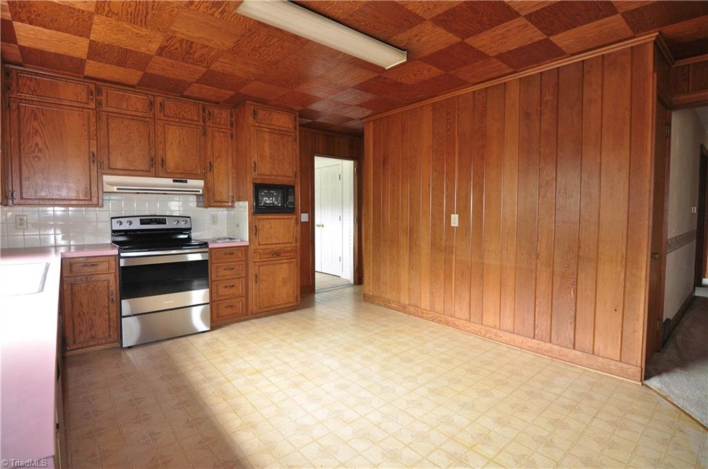 2823 Enterprise Road Lexington, NC 27295 - Photo 5 of 24 Gallery Image 5