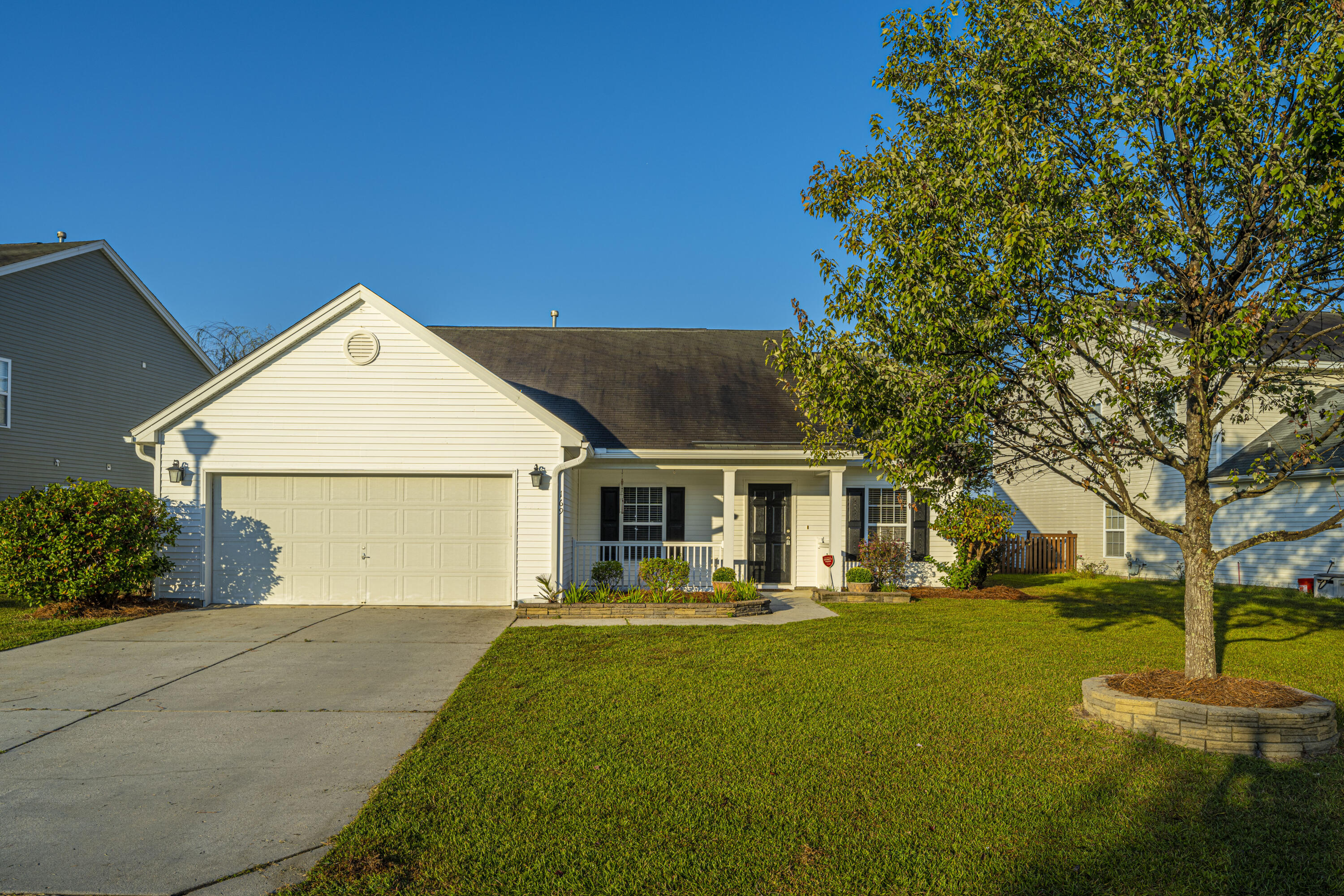 169 Decatur Drive Summerville, SC 29486 - Photo 1 of 51 DSC_4511