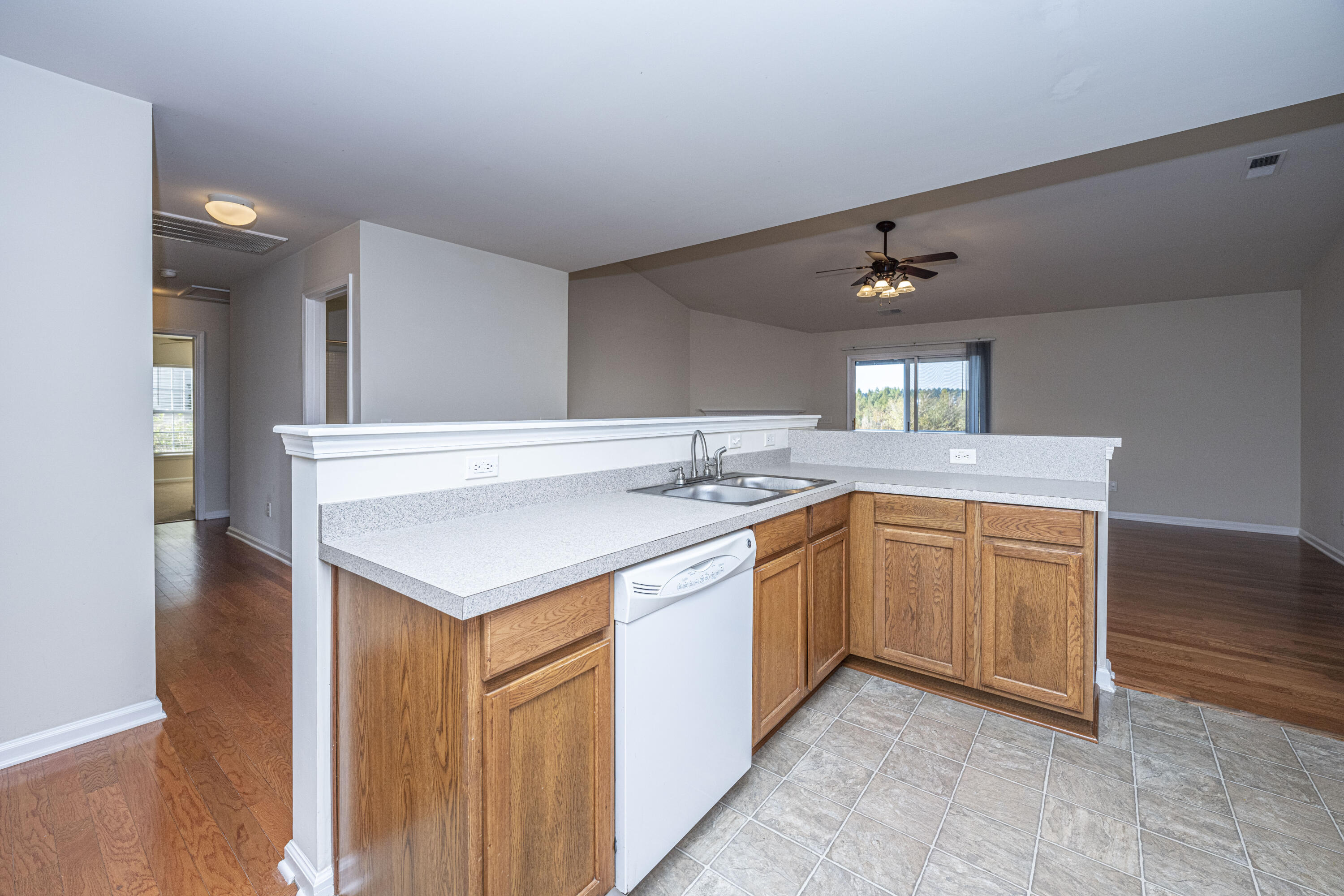 169 Decatur Drive Summerville, SC 29486 - Photo 15 of 51 DSC_4461