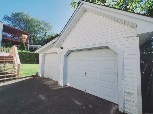 $749,900 | 15 Robin Street, Stamford, CT 06902