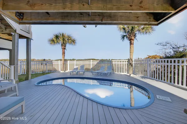 $1,700,000 | 1055 Tide Ridge Drive, Holden Beach, NC 28462