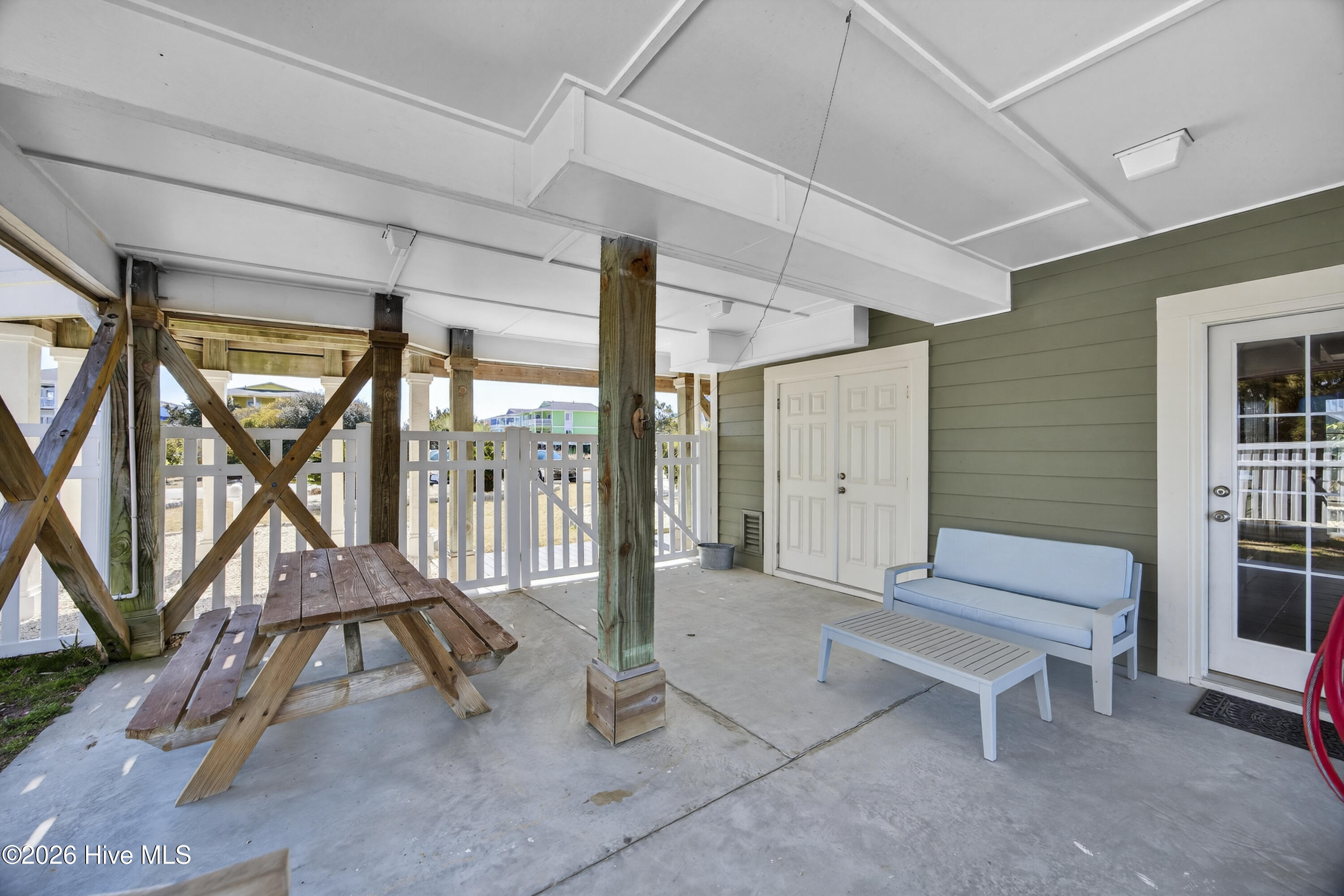 1055 Tide Ridge Drive Holden Beach, NC 28462 - Photo 37 of 127 1055TideRidgeDrive-14