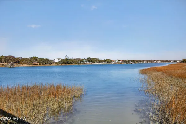 $1,700,000 | 1055 Tide Ridge Drive, Holden Beach, NC 28462