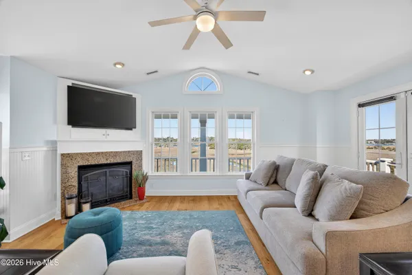 $1,700,000 | 1055 Tide Ridge Drive, Holden Beach, NC 28462
