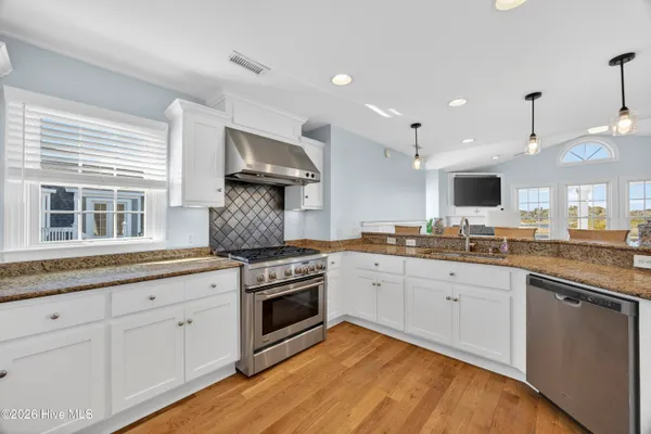 $1,700,000 | 1055 Tide Ridge Drive, Holden Beach, NC 28462
