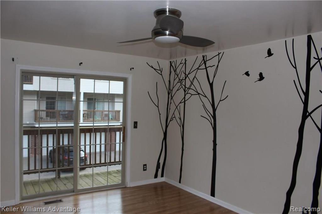 16846 Farmington Road Livonia, MI 48154 - Photo 8 of 14
