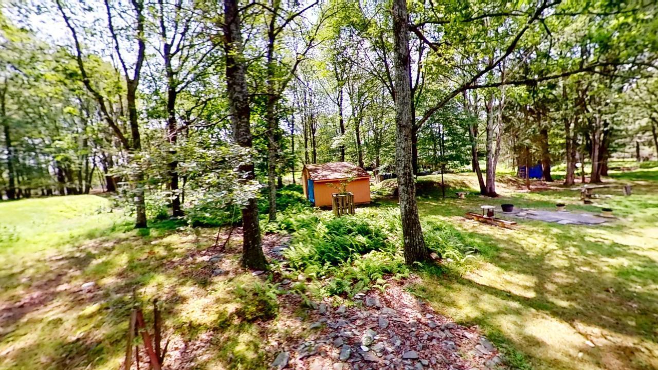 1238 Steele Circle Bushkill, PA 18324 - Photo 27 of 30 1233-Steele-Cir-08012024_150701