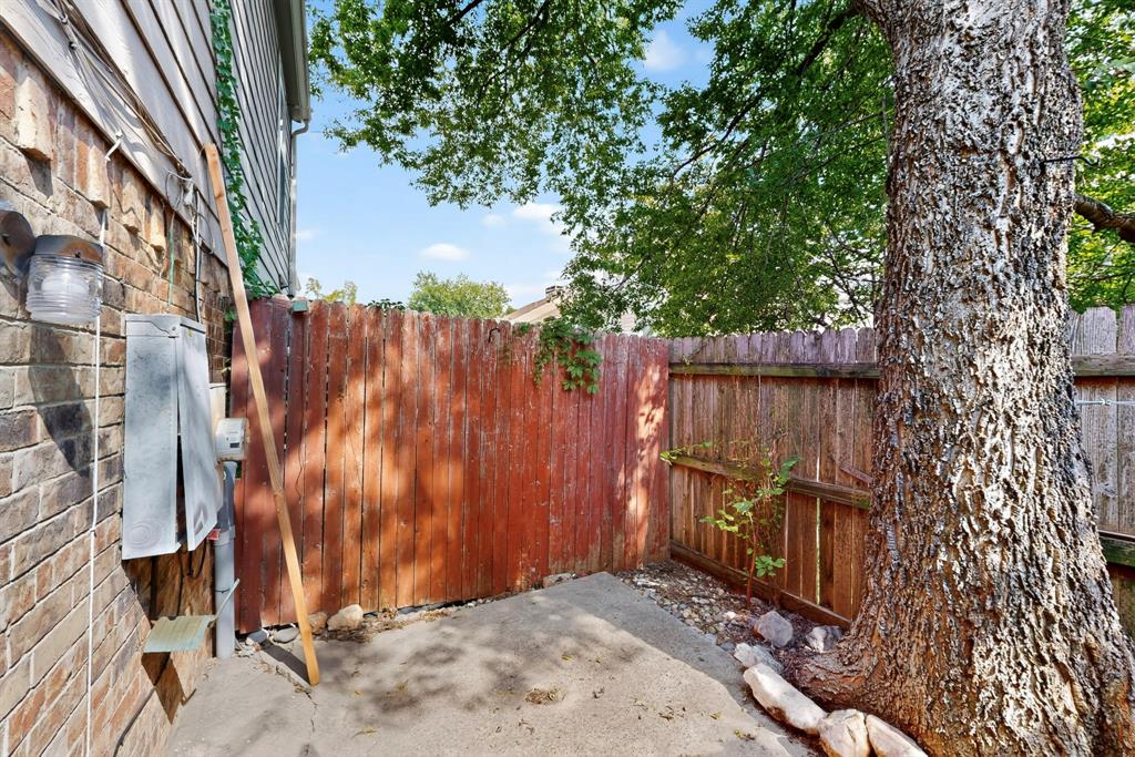 46 Abbey Road Euless, TX 76039 - Photo 13 of 16 View of patio