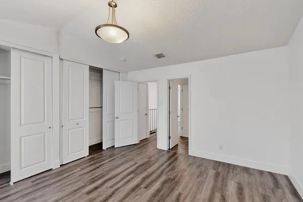$1,900 | 46 Abbey Road, Euless, TX 76039