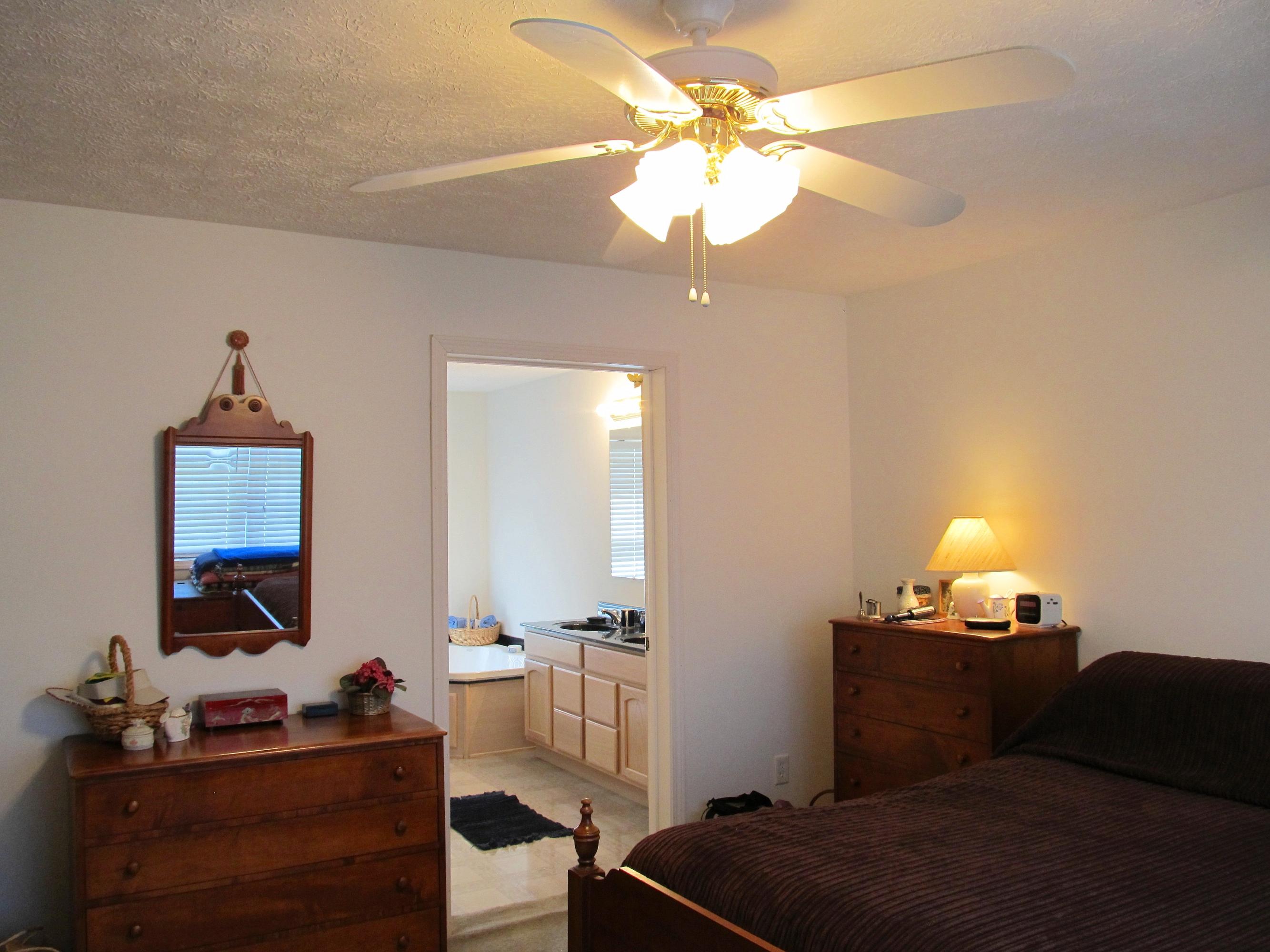 578 Russell Brothers Road Sharps Chapel, TN 37866 - Photo 16 of 39 master bedroom