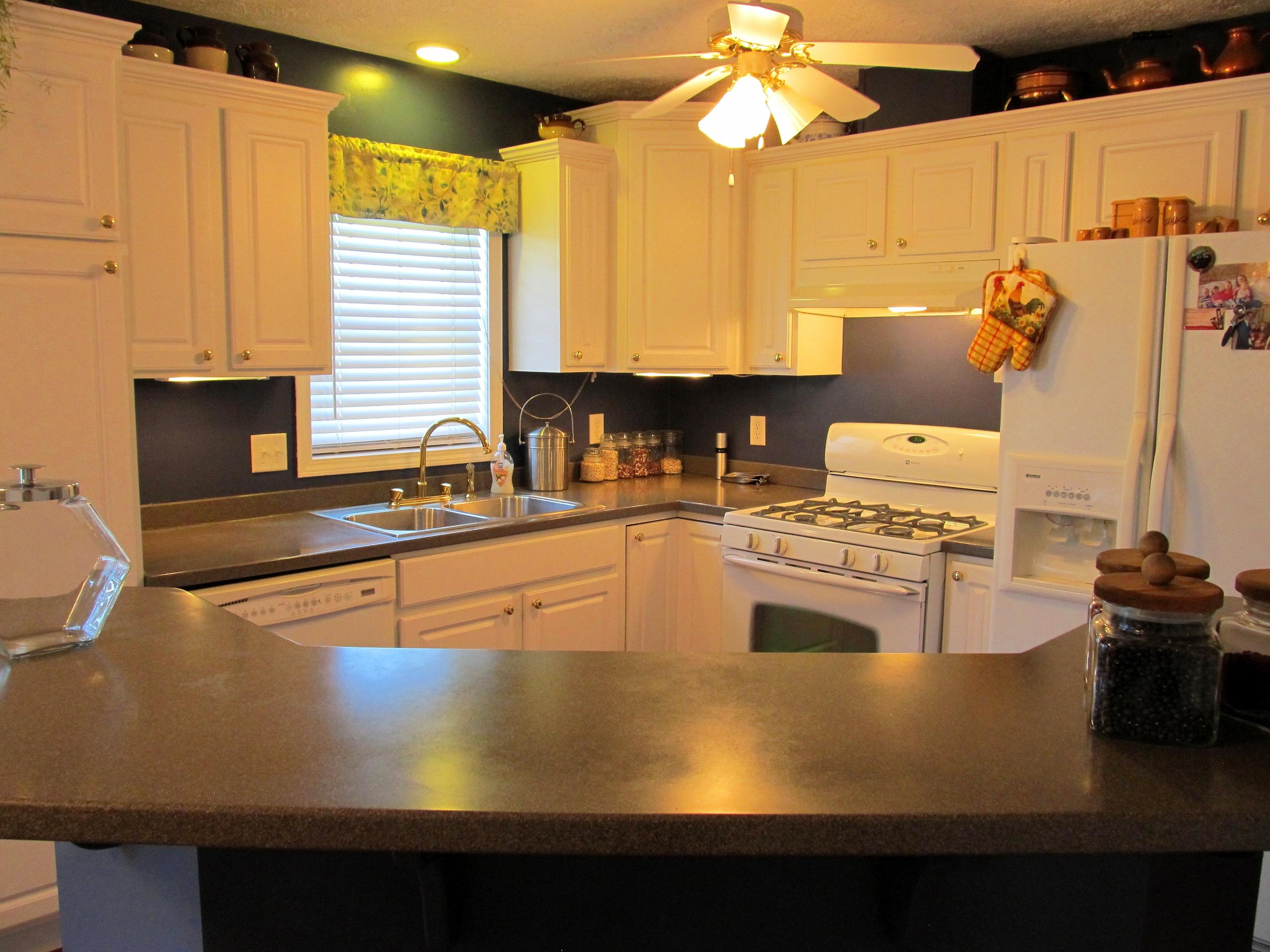 578 Russell Brothers Road Sharps Chapel, TN 37866 - Photo 10 of 39 all appliances stay