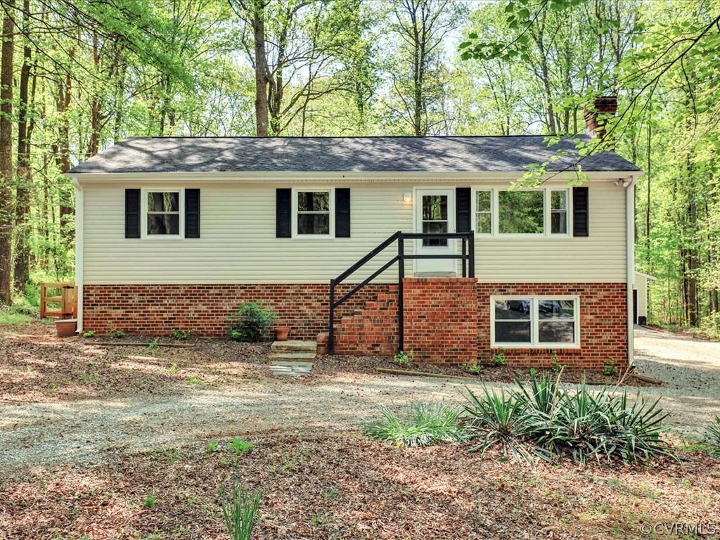 2125 Mountain View Road Powhatan, VA 23139 - Photo 1 of 28 Front exterior view
