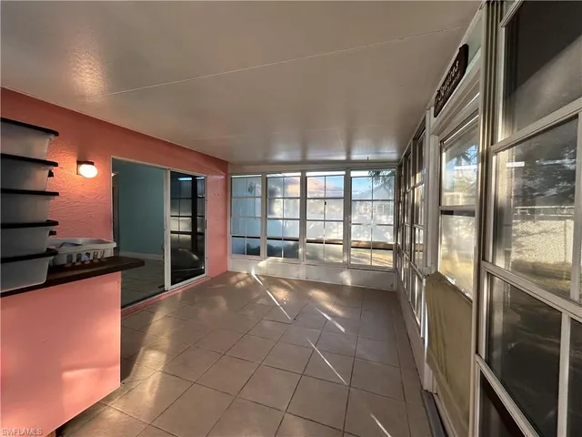 $299,900 | 26 Southwest 19th Lane, Cape Coral, FL 33991