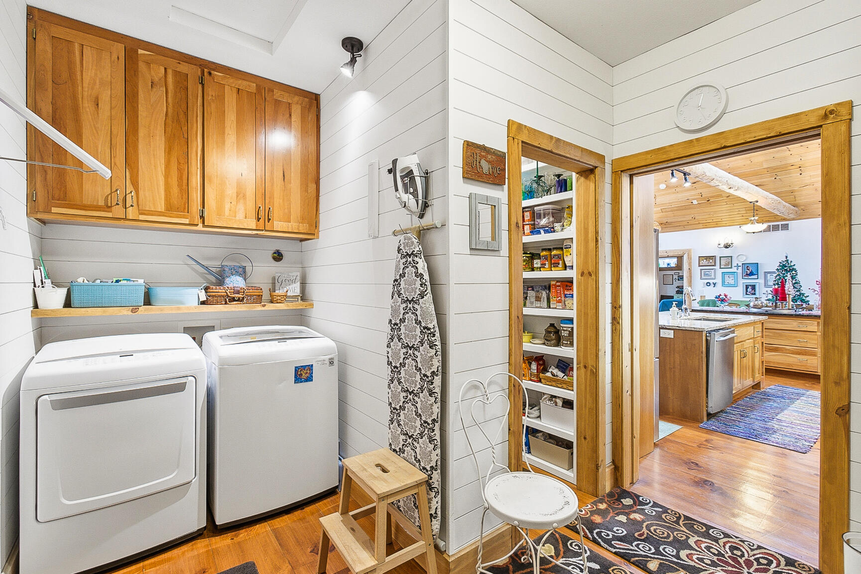 N4272 Sleepy Hollow Road Oakland, WI 53523 - Photo 11 of 50 51