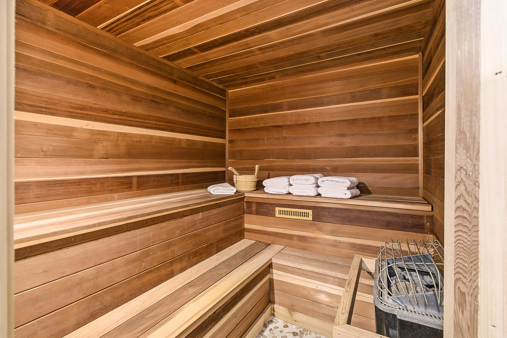 N4272 Sleepy Hollow Road Oakland, WI 53523 - Photo 30 of 50 90