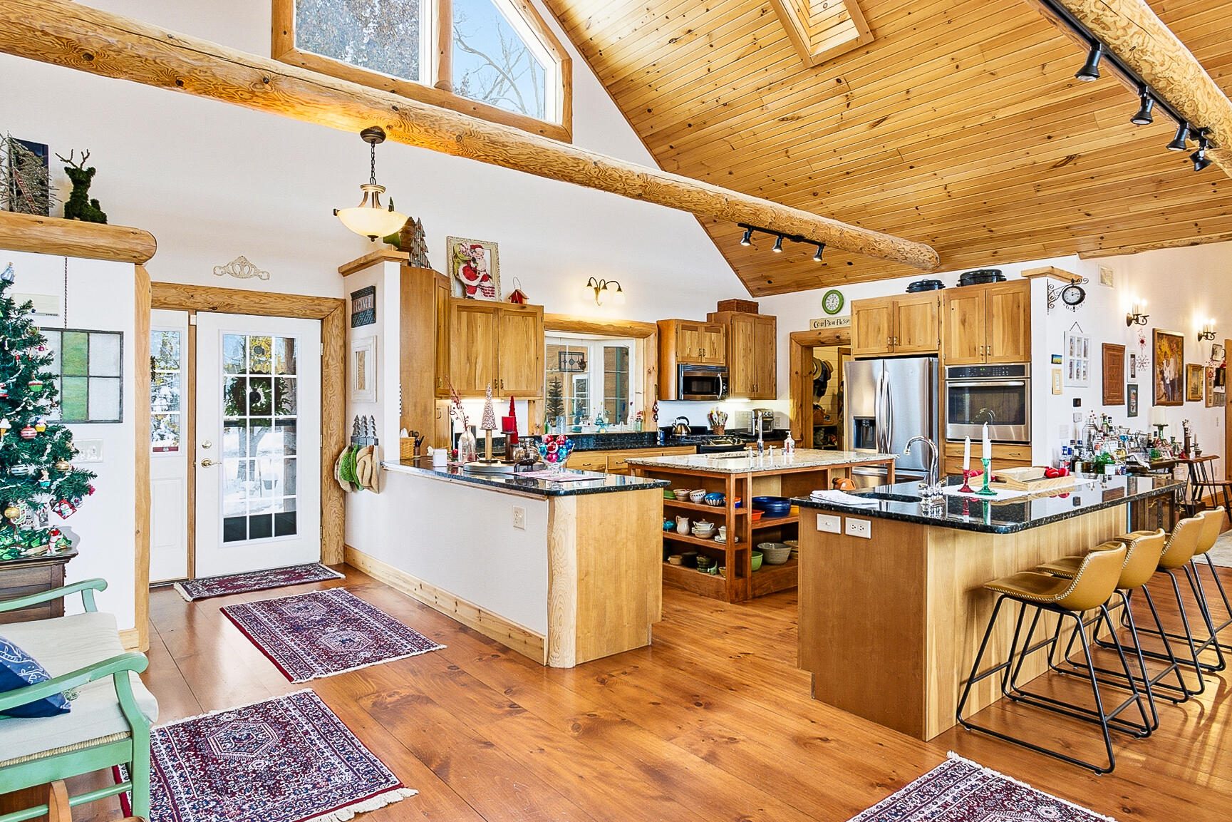 N4272 Sleepy Hollow Road Oakland, WI 53523 - Photo 6 of 50 37 (1)