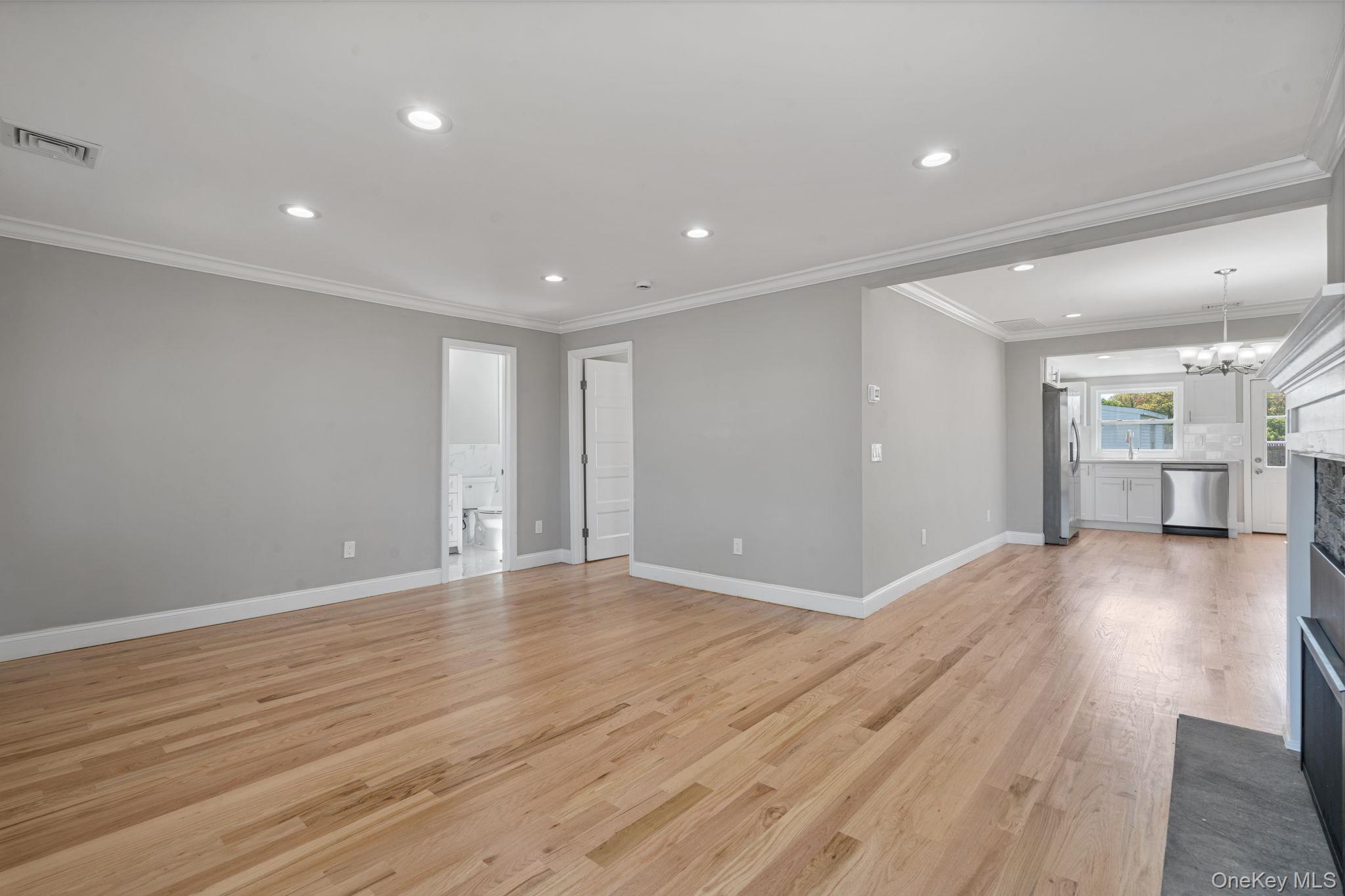 7600 Main Road, Unit 1 East Marion, NY 11939 - Photo 23 of 42