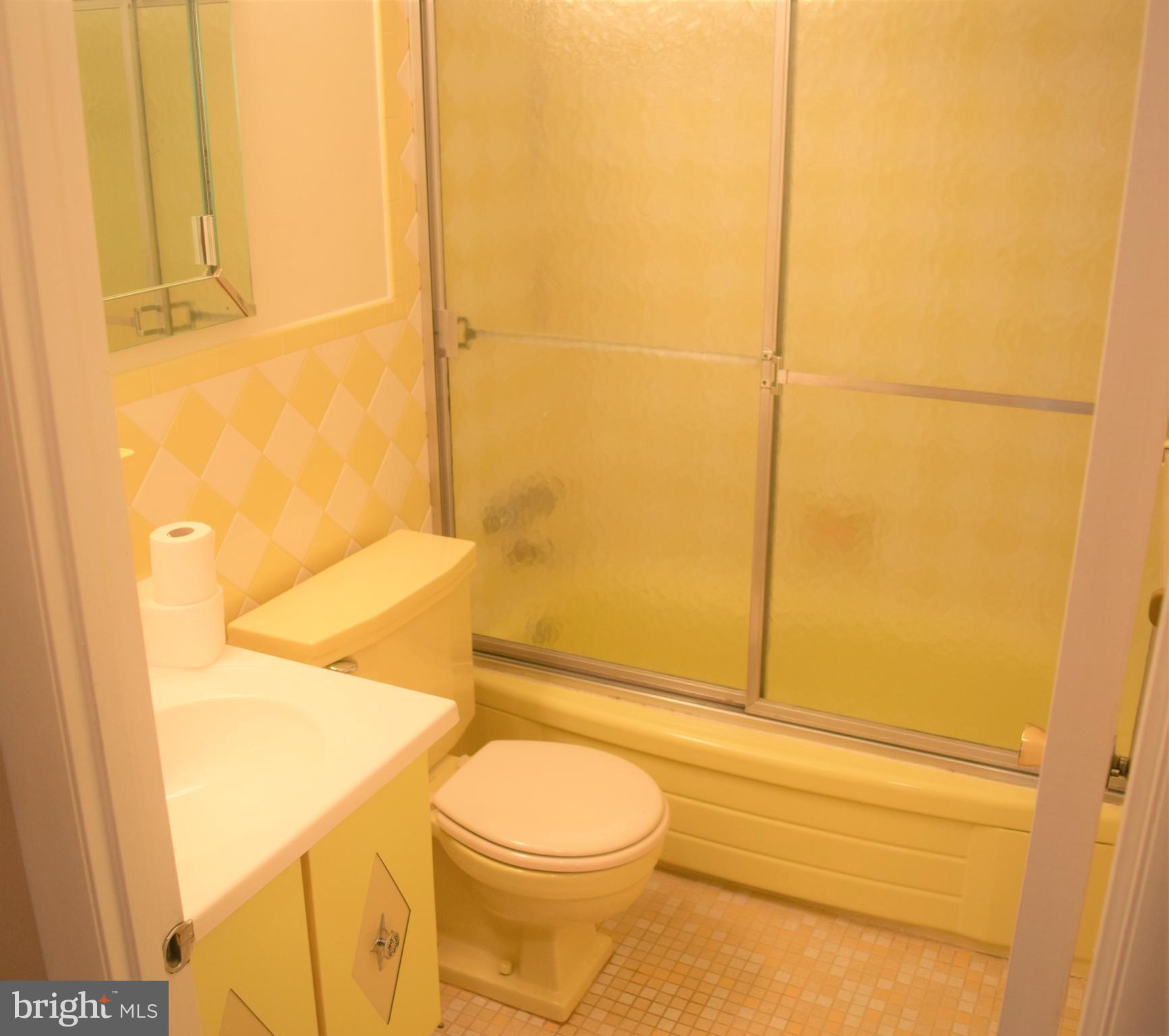 4025 Starbrook Road Randallstown, MD 21133 - Photo 40 of 77 Hall Bath