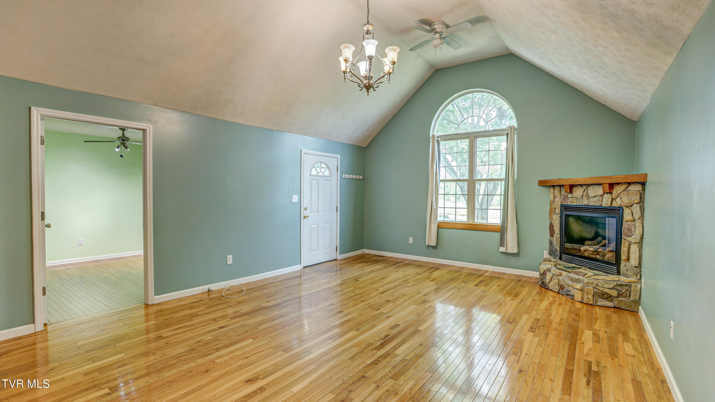 2545 Siam Road Elizabethton, TN 37643 - Photo 19 of 76 AV4A6051_2_3_4_5