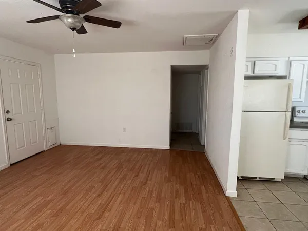 $1,400 | 116 East Beech Avenue, Casa Grande, AZ 85122