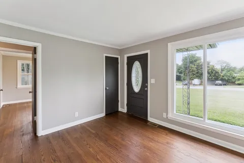 $499,000 | 801 Lemont Drive, Nashville, TN 37216