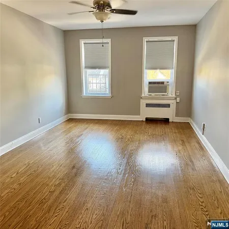 $2,500 | 155 Union Avenue, Unit 204, Rutherford, NJ 07070